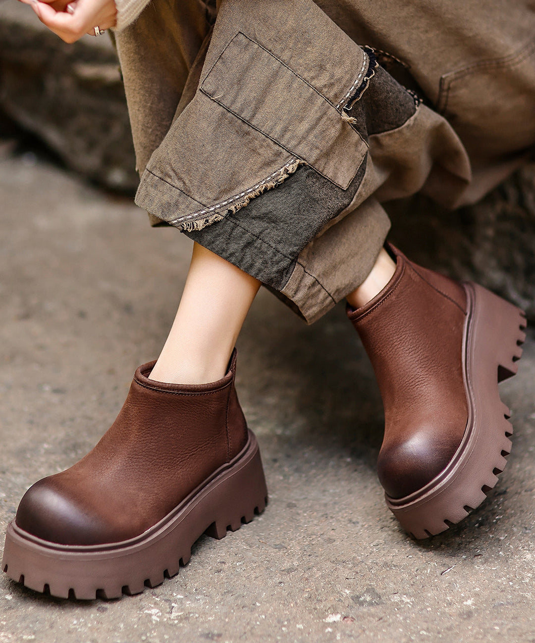 Women Khaki Zippered Splicing Platform Cowhide Leather Ankle Boots