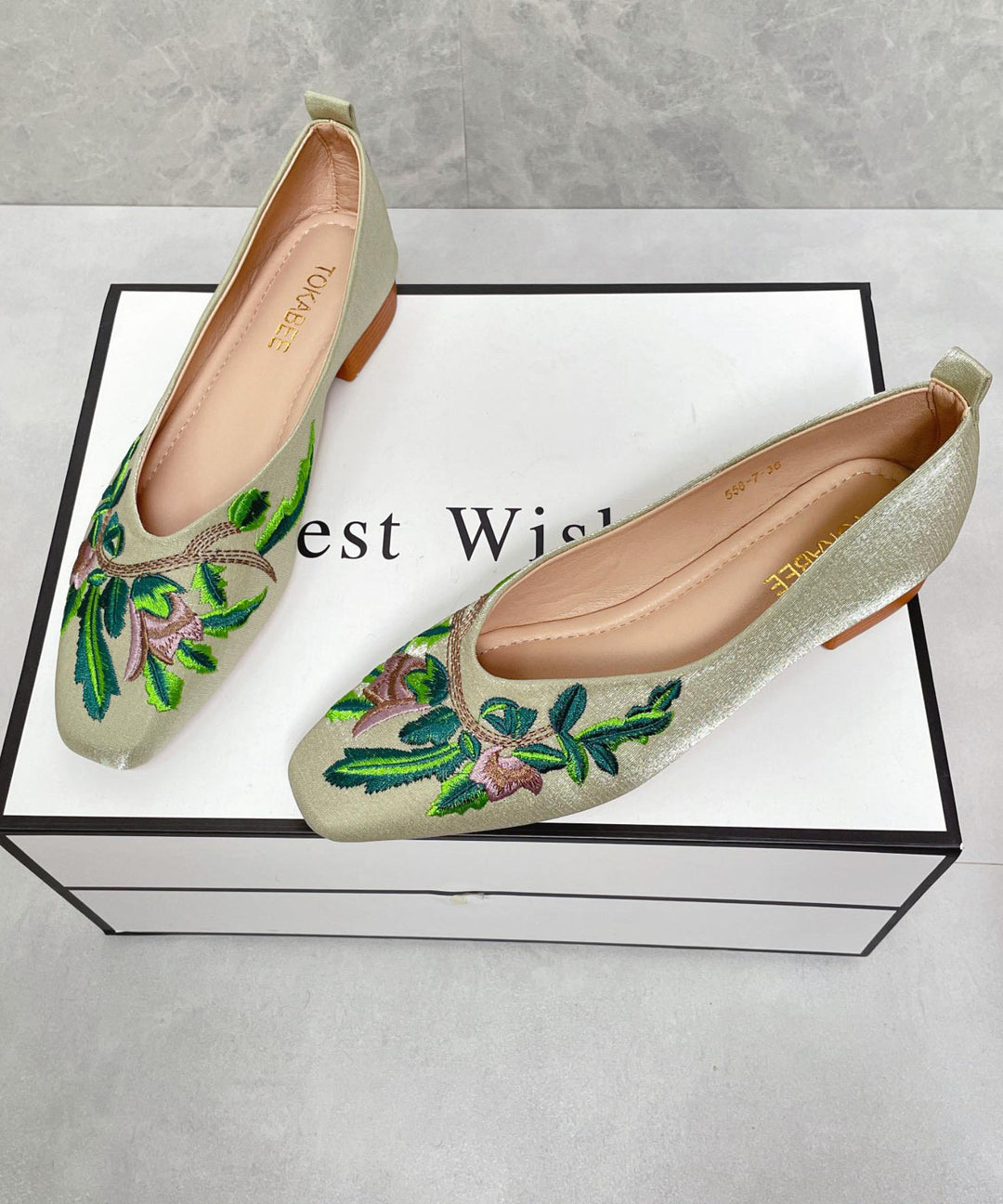 Women Splicing Green Satin Embroidered Penny Loafers