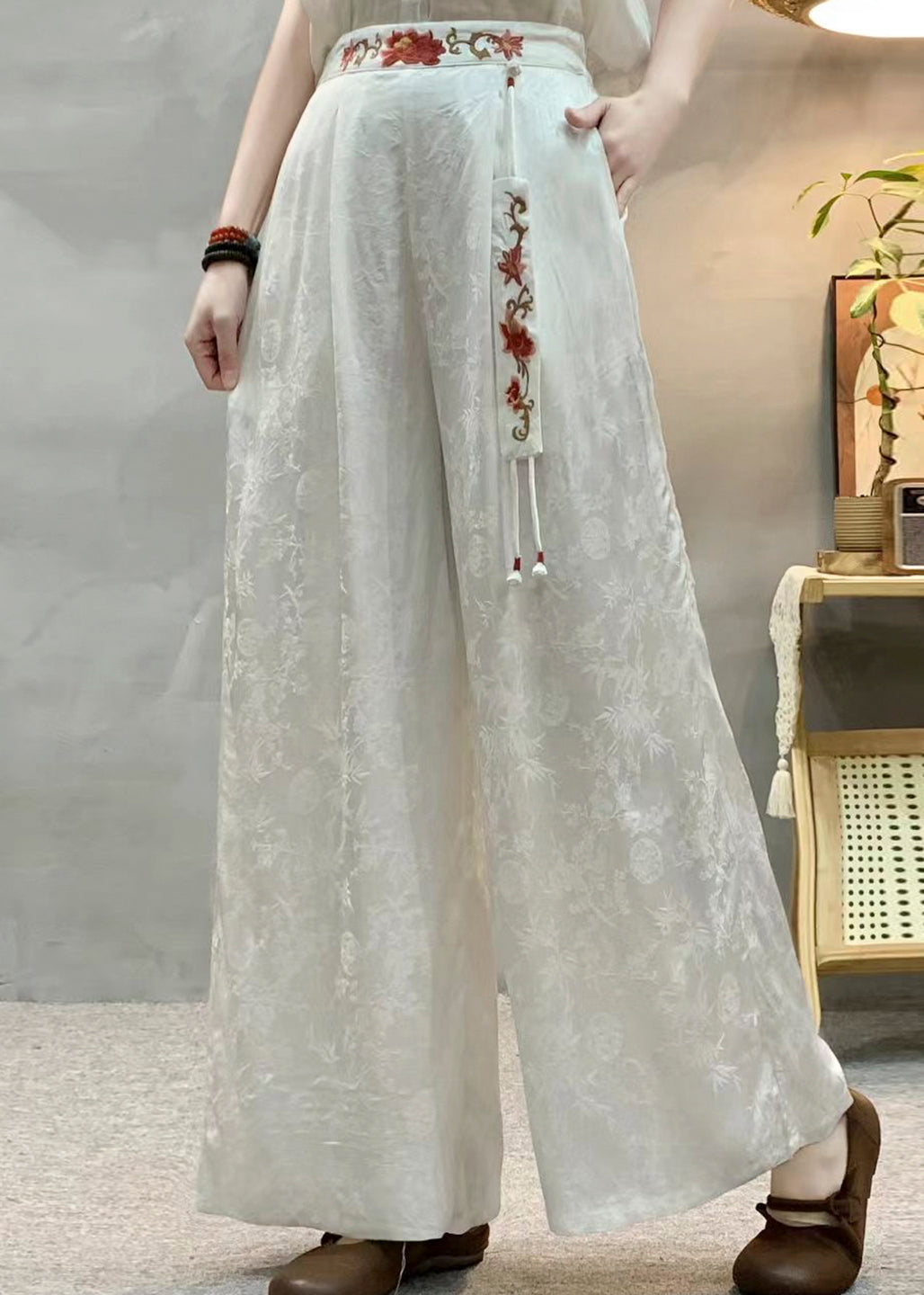 Women Tea Green Embroidered Jacquard Silk Pants Spring