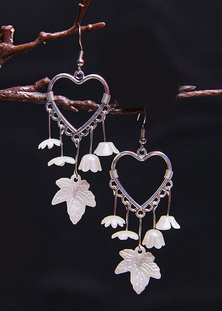 Women White Leaf Acrylic Heart-shaped Drop Earrings
