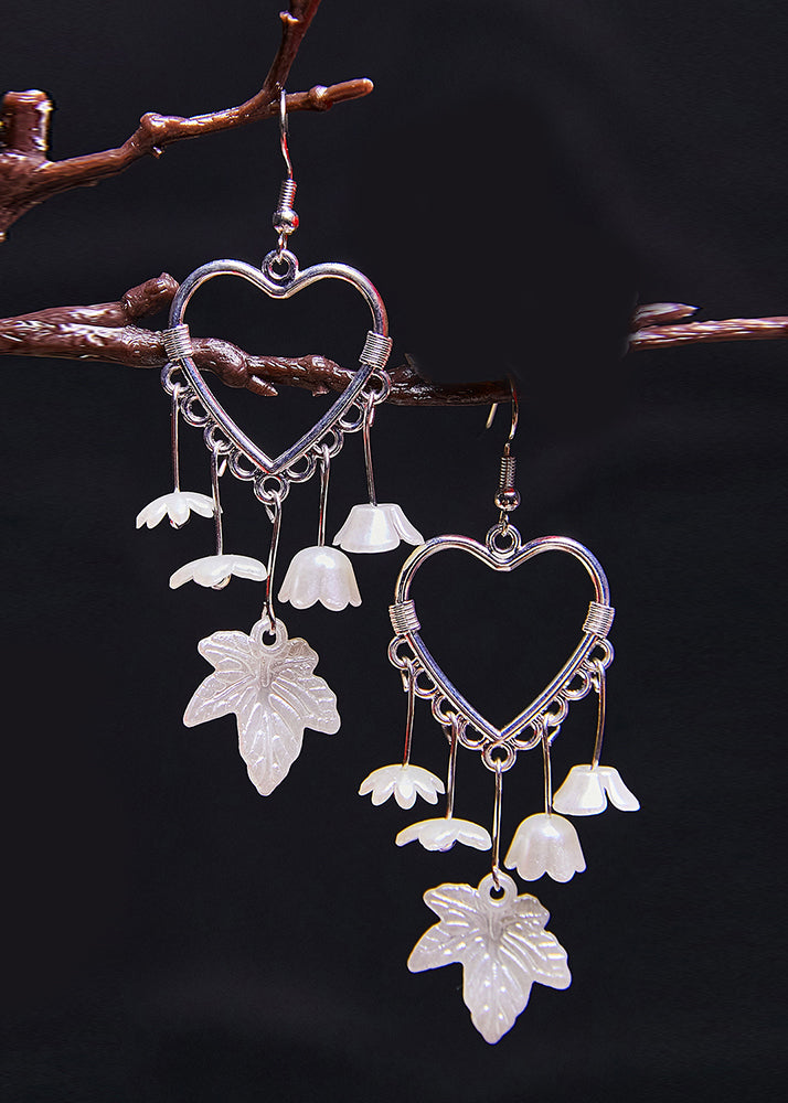 Women White Leaf Acrylic Heart-shaped Drop Earrings - Omychic