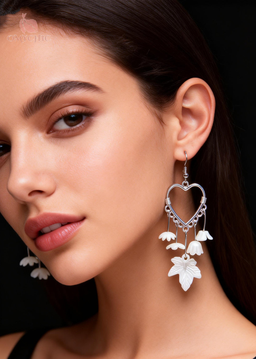 Women White Leaf Heart-shaped Tasseled Drop Earrings