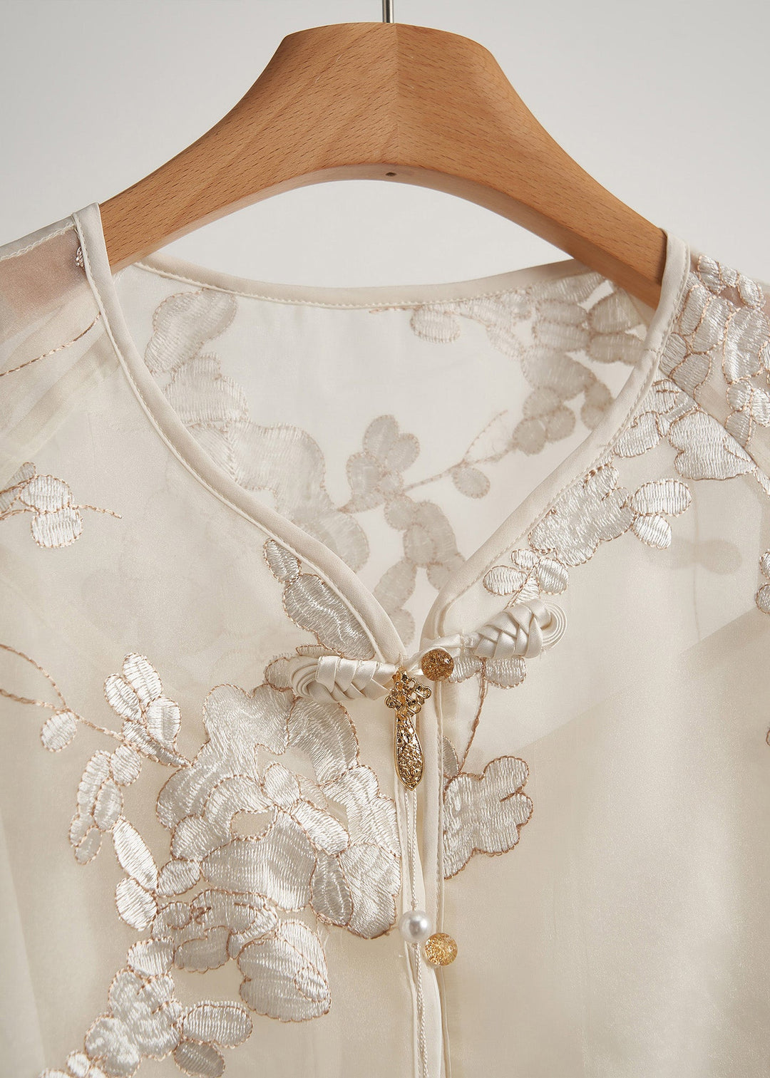 Women White Tasseled Embroidered Silk Coats Fall