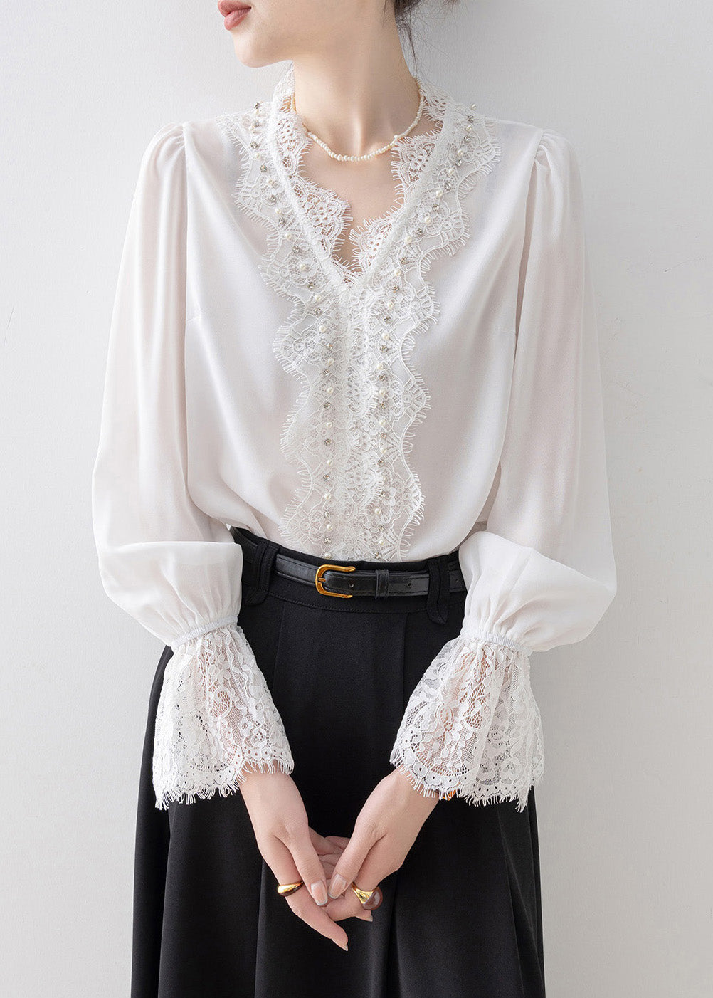 Women White V Neck Lace Patchwork Chiffon Top Spring