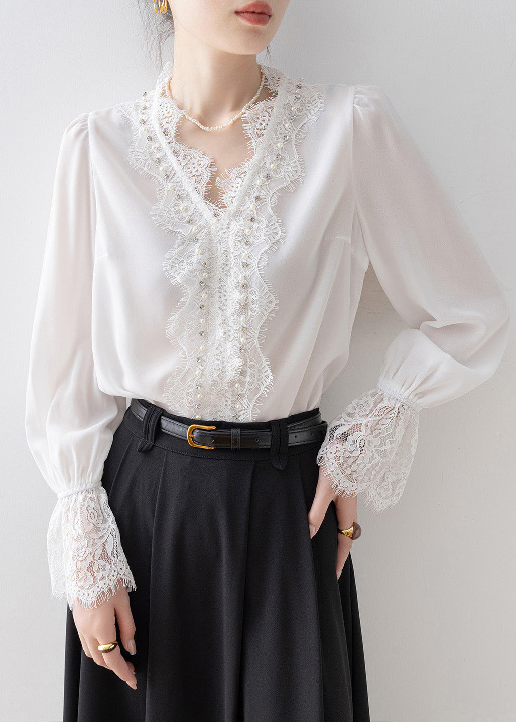Women White V Neck Lace Patchwork Chiffon Top Spring