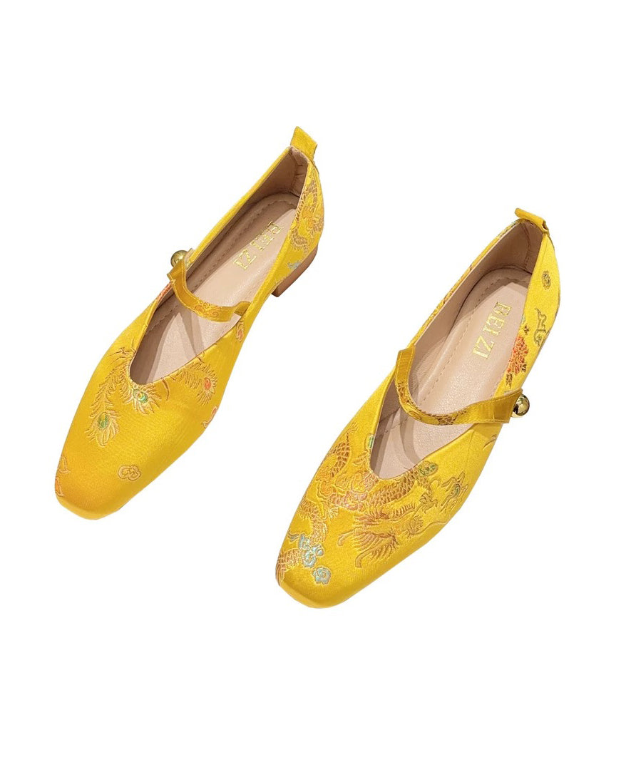 Yellow Embroidery Buckle Strap New Chinese Chunky Heel Shoes