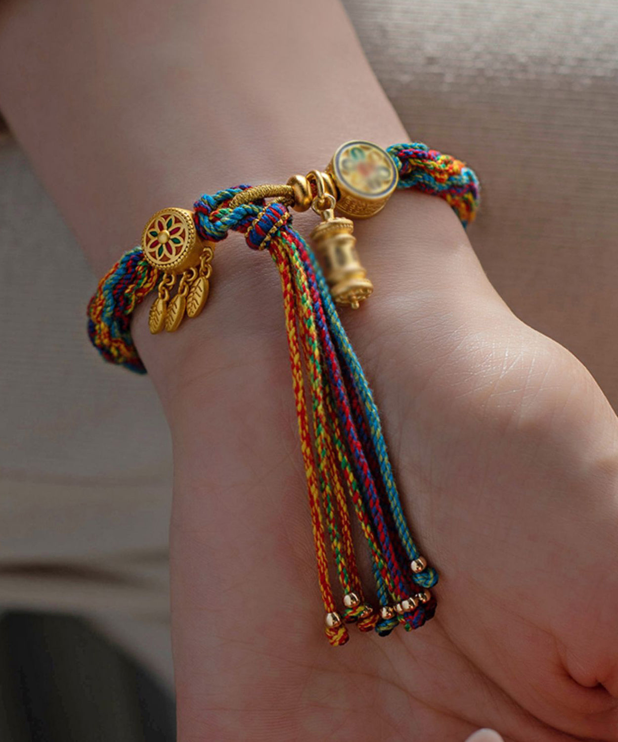Beautiful Rainbow Alloy Floral Tassel Chain Bracelet - Omychic