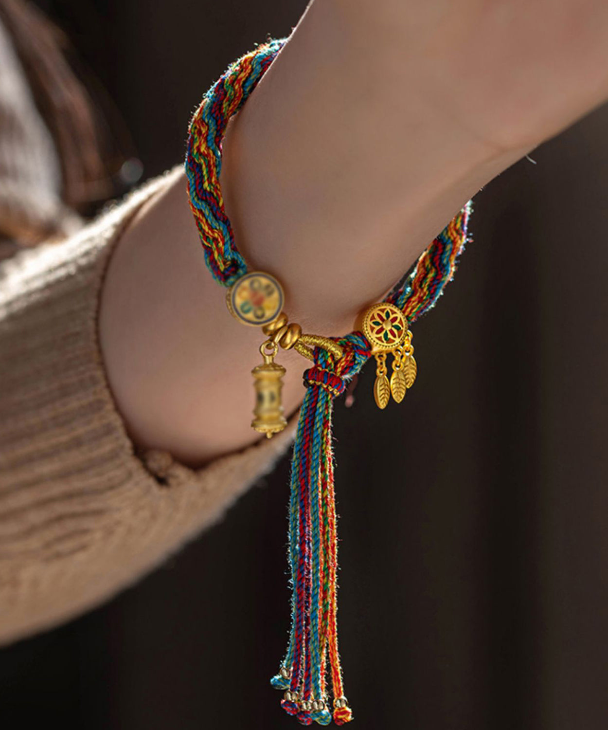 Beautiful Rainbow Alloy Floral Tassel Chain Bracelet - Omychic