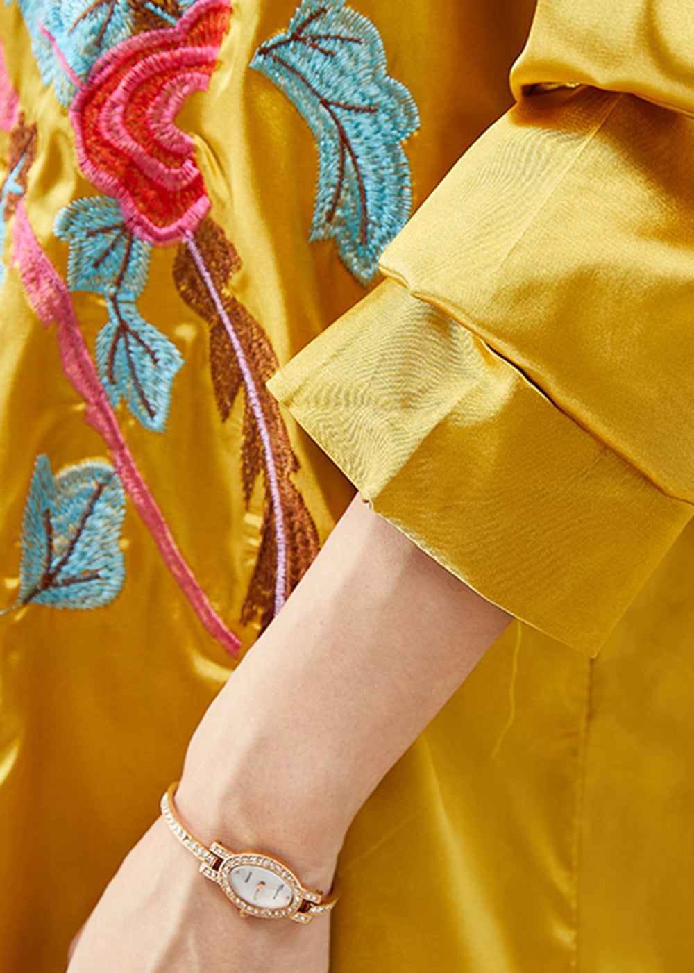 Chinese Style Yellow Embroideried Silk Jackets Spring