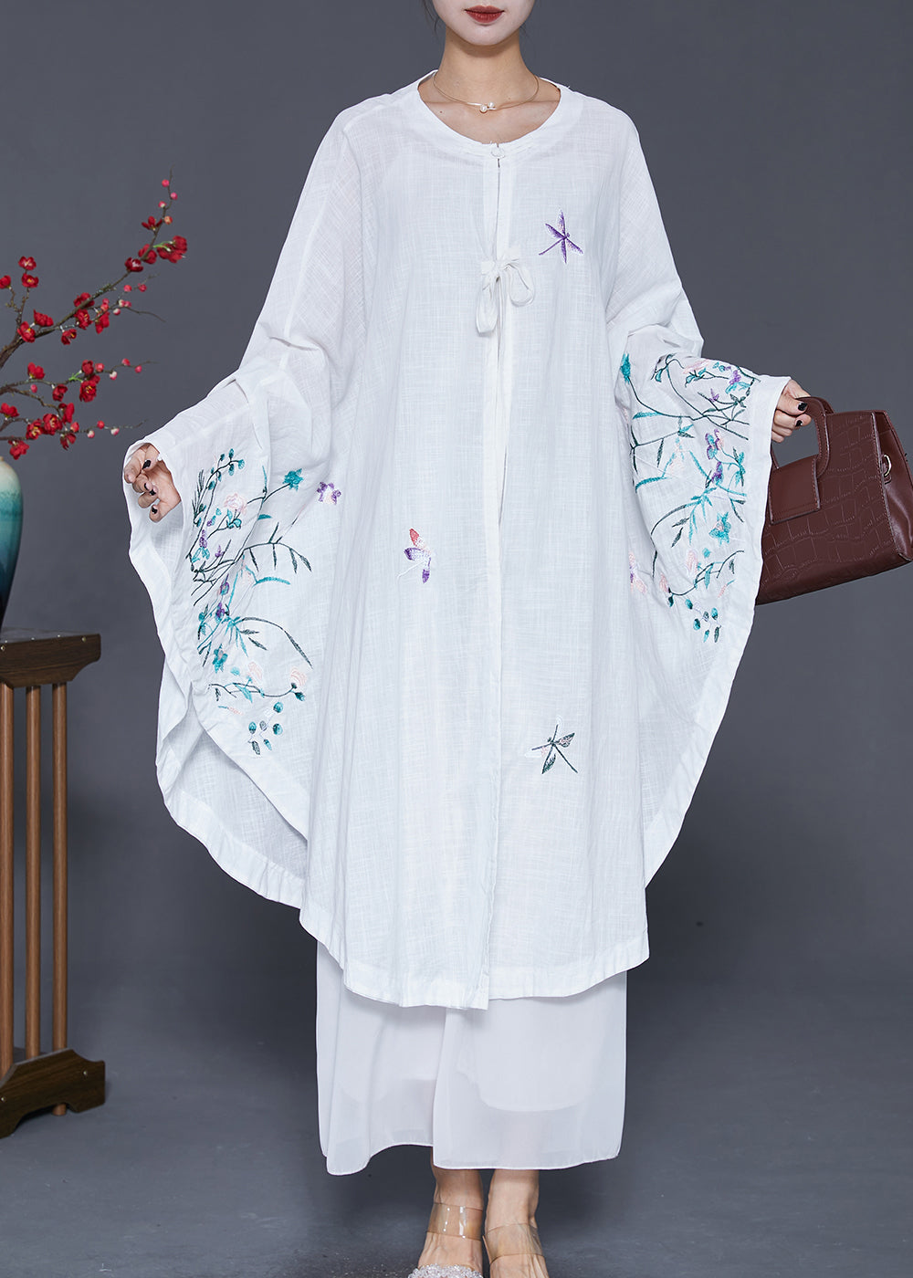 DIY White Embroideried Oversized Linen Dress Fall