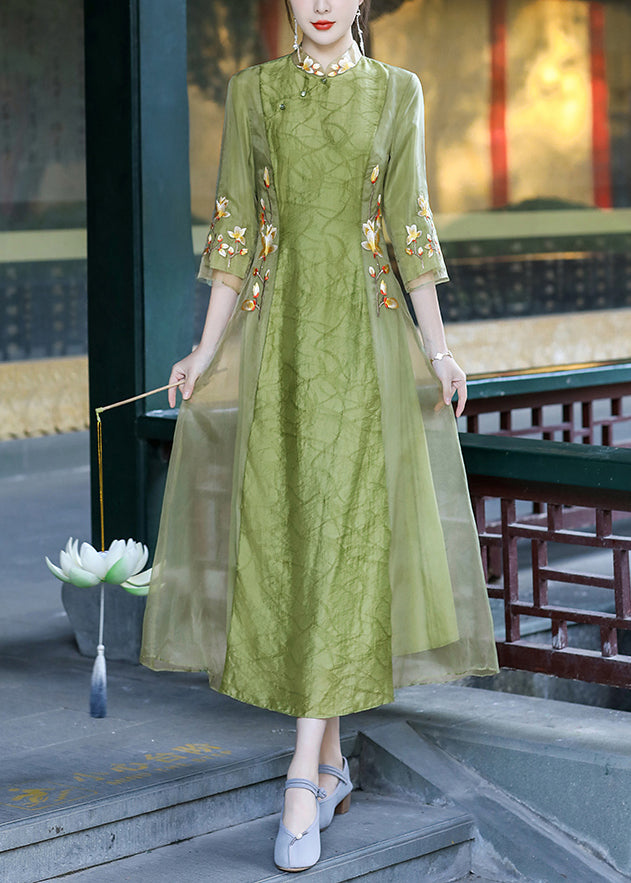 Elegant Green Stand Collar Embroideried Button Tulle Silk Dress Long Sleeve