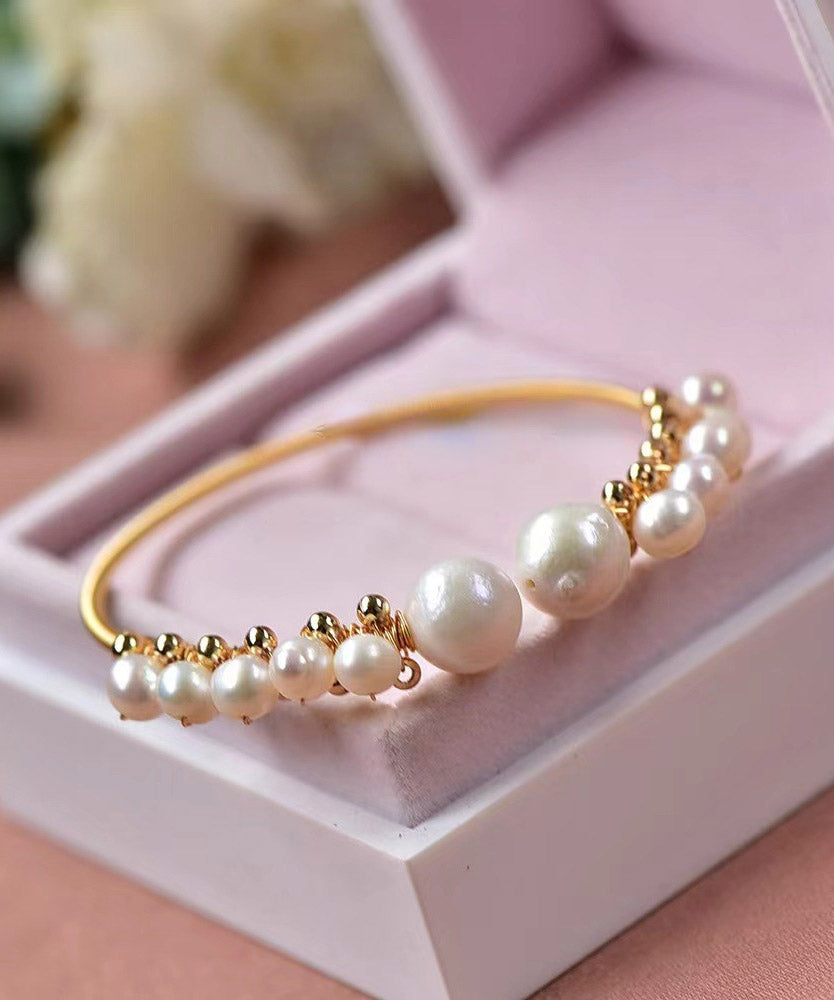 Elegant White 14K Gold Pearl Asymmetric Cuff