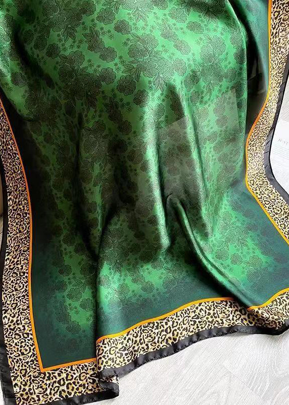 Fashion Green Leopard Print Silk Scarf