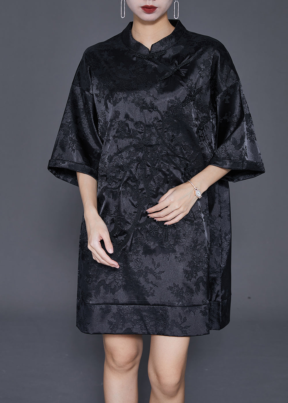 Fine Black Embroideried Chinese Button Silk Mini Dress Half Sleeve