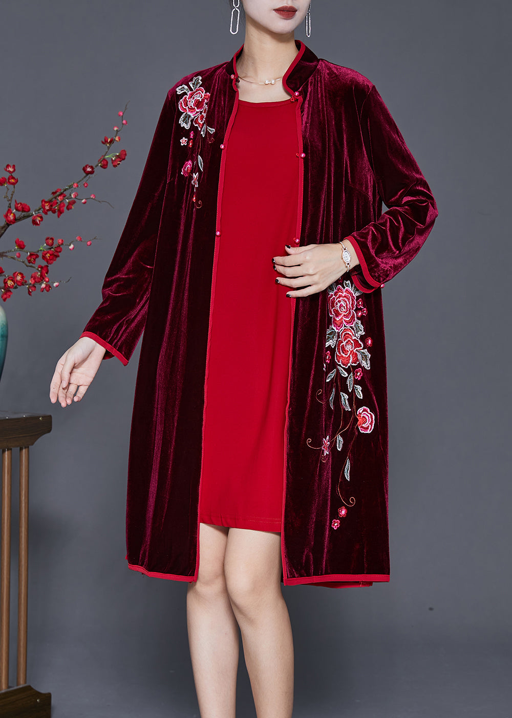 Fine Mulberry Embroideried Floral Silk Velour Women Sets 2 Pieces Fall