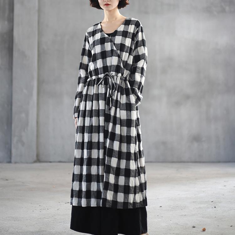 Fine black white plaid linen maxi dress plus size clothing v neck traveling dress Fine front open maxi dresses - Omychic