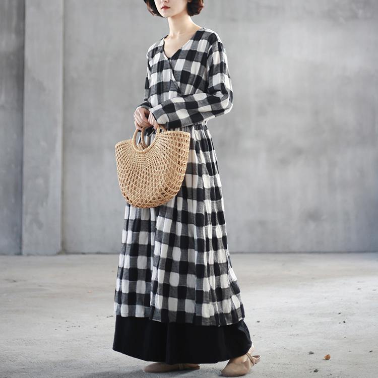 Fine black white plaid linen maxi dress plus size clothing v neck traveling dress Fine front open maxi dresses - Omychic