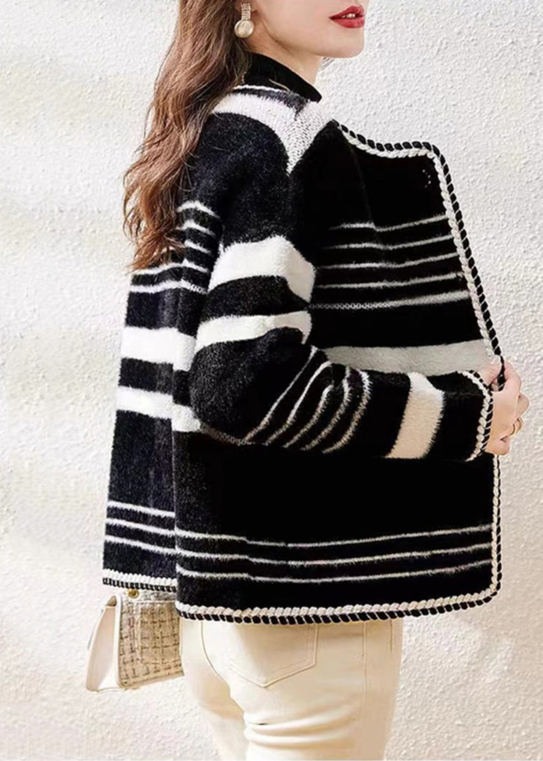 French Black O Neck Striped Women Mink Hair Knitted Coat Fall