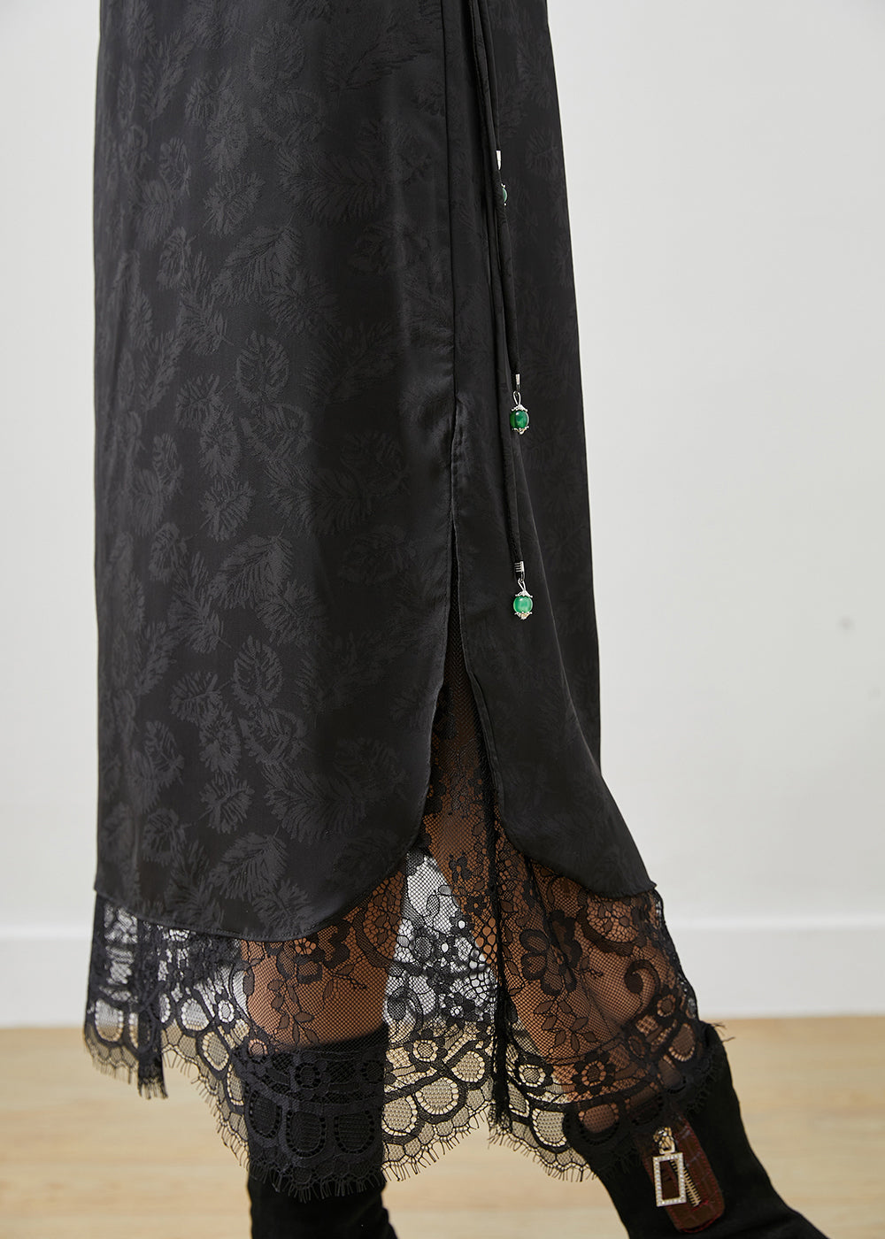 French Black Tasseled Patchwork Lace Silk Skirt Fall