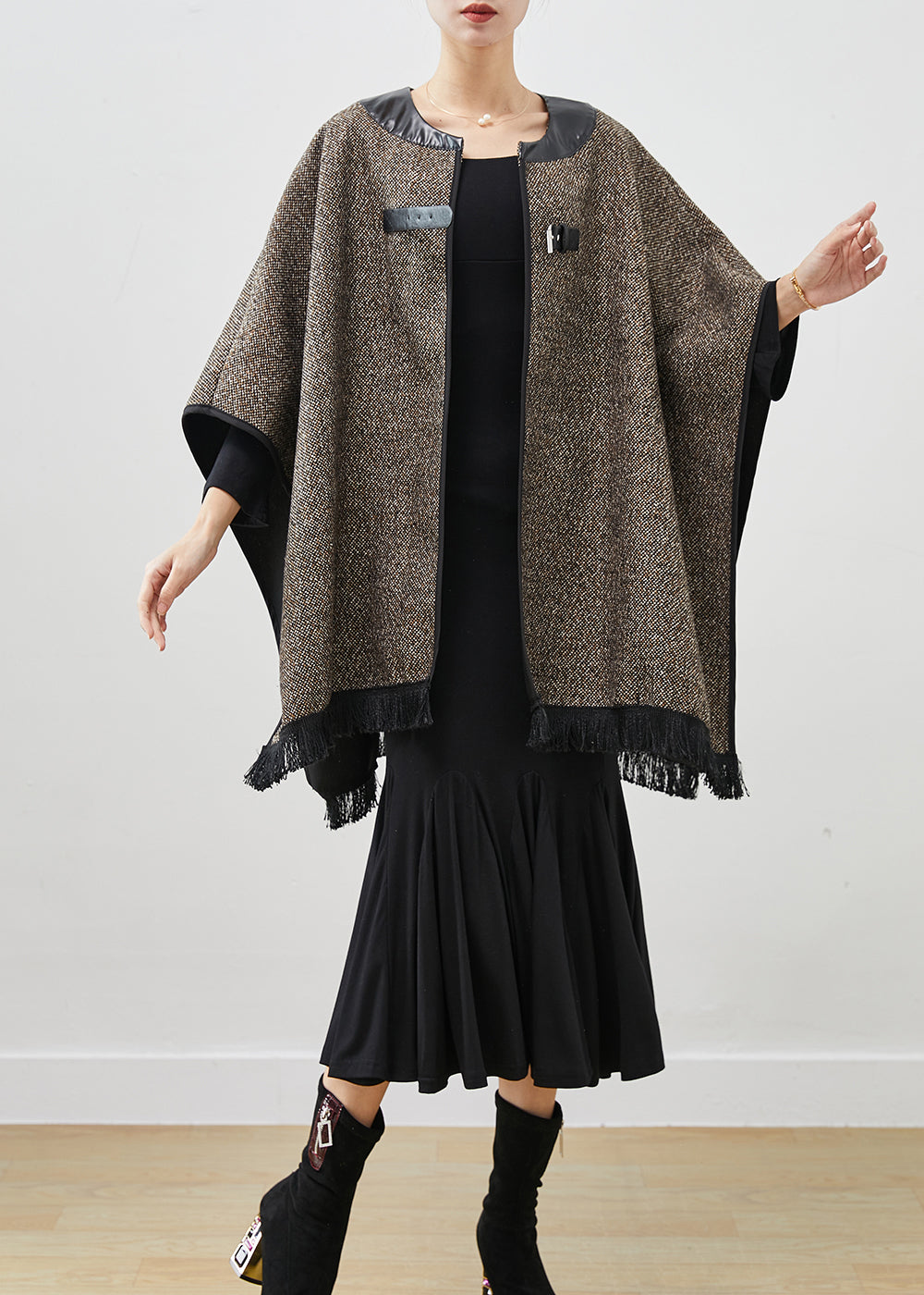 French Grey Tasseled Woolen Coats Two Pieces Set Cloak Sleeves