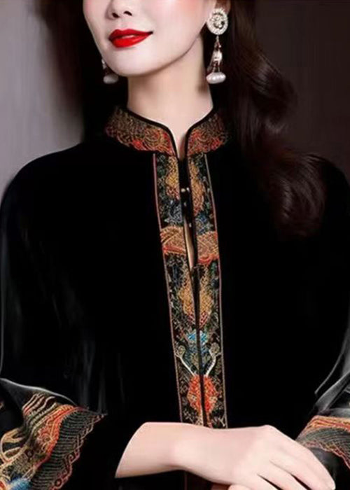 Loose Black Stand Collar Embroideried Silk Velour Coats Flare Sleeve