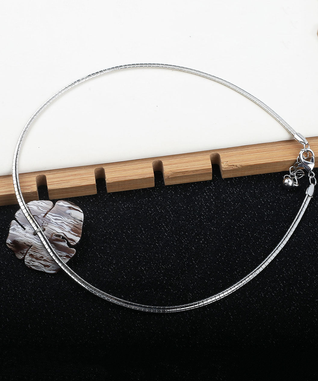 Loose Silk Stainless Steel Floral Choker