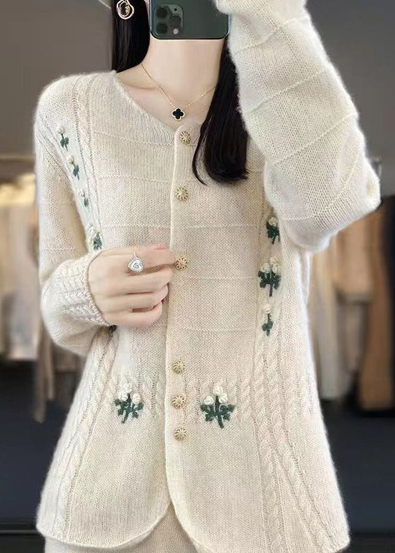 New Beige Embroideried Button Patchwork Cashmere Knit Coats Fall