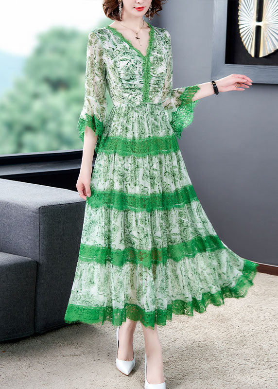 Plus Size Unique Green V Neck Print Lace Dress Spring