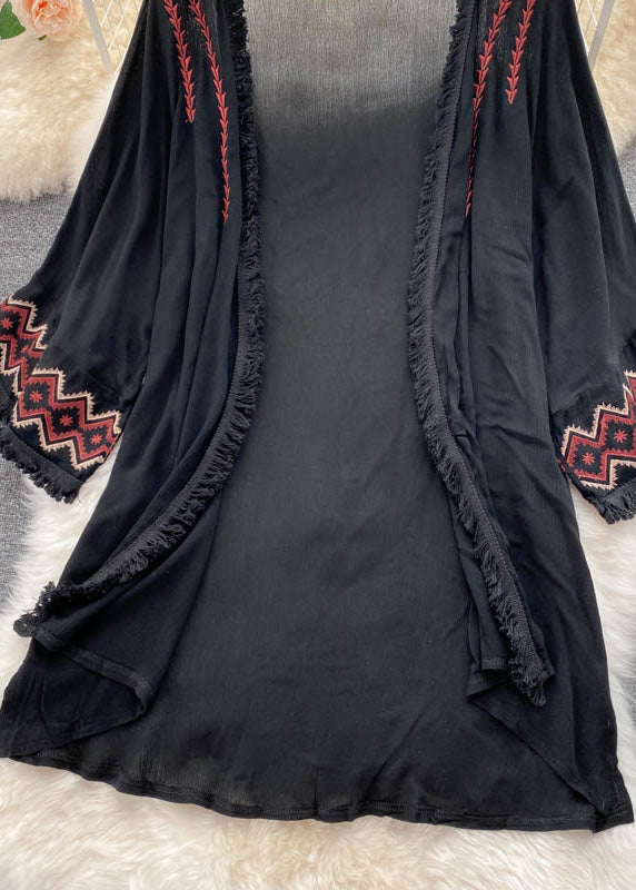 Plus Size White V Neck Embroideried Tassel Cardigan Long Sleeve