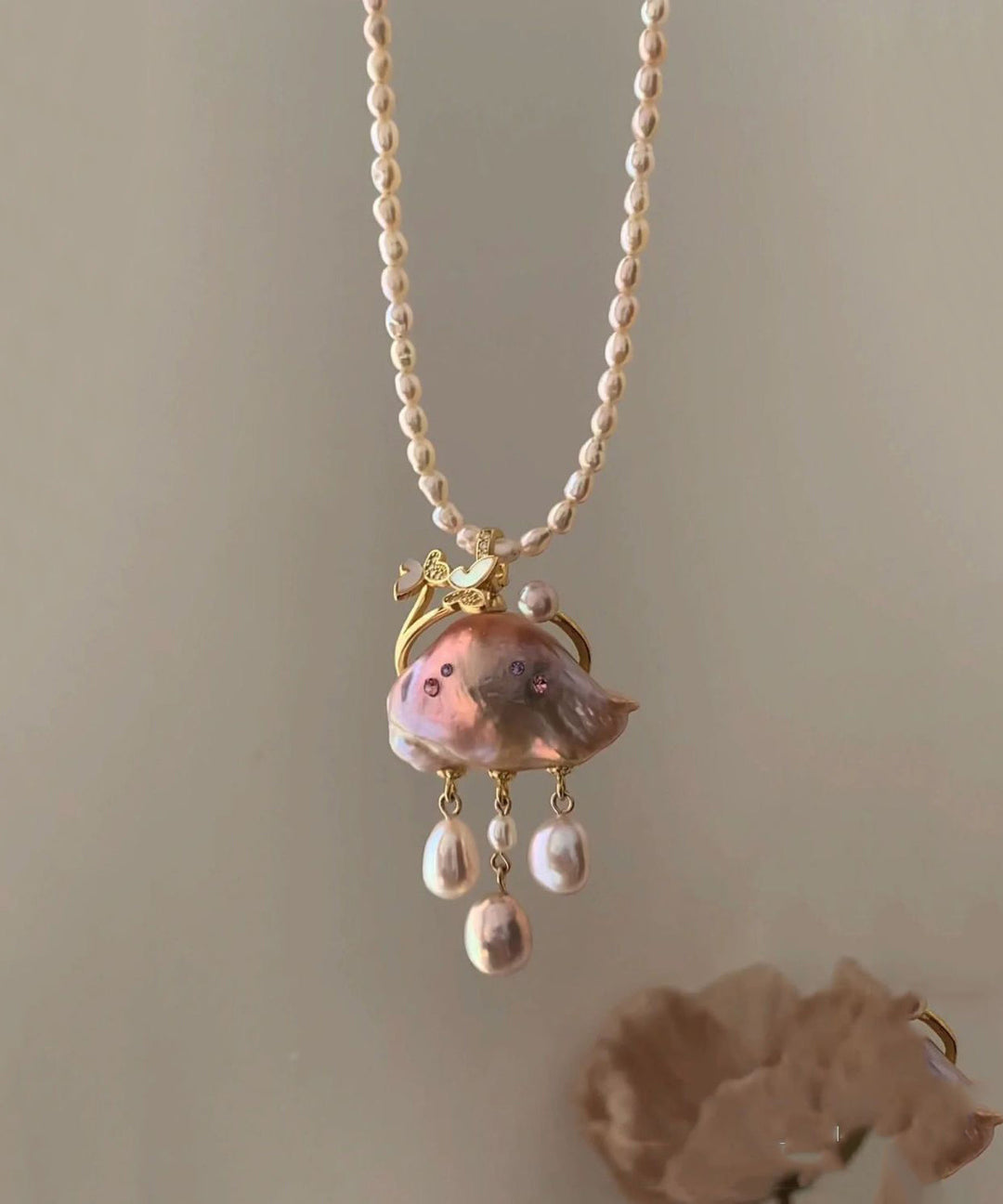 Regular Pink Pearl Flaky Clouds Tassel Pendant Necklace - Omychic