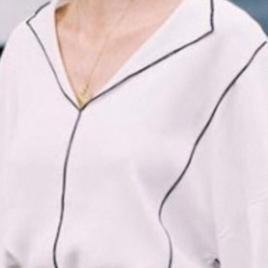 Seiko V lapel black edging slit wide-sleeved silk white shirt - Omychic