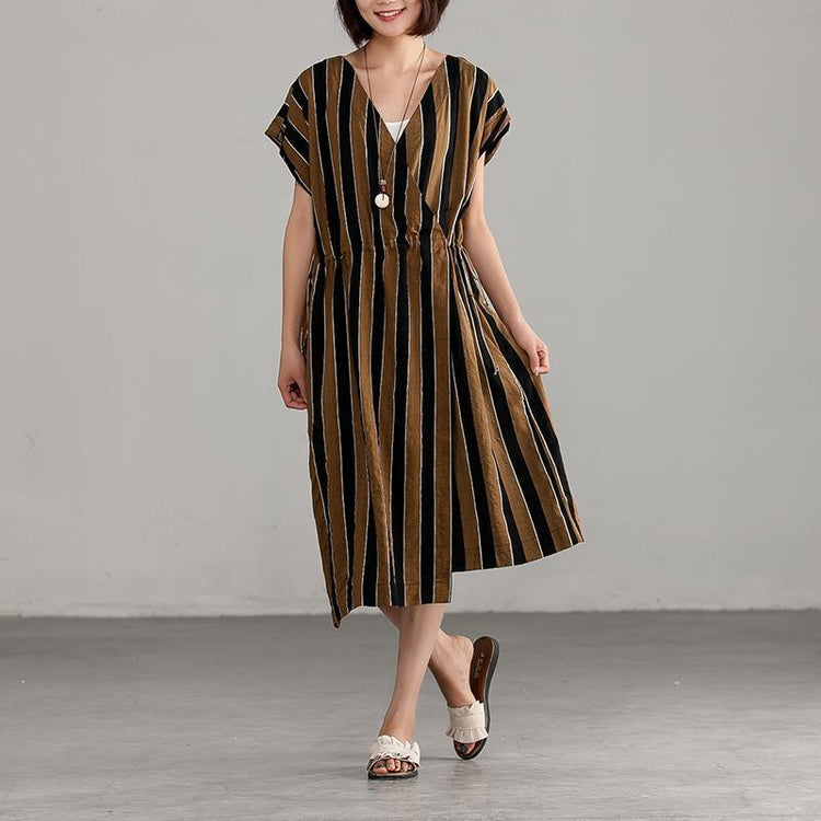 Short Sleeve Loose V-neck Commuter Dress - Omychic