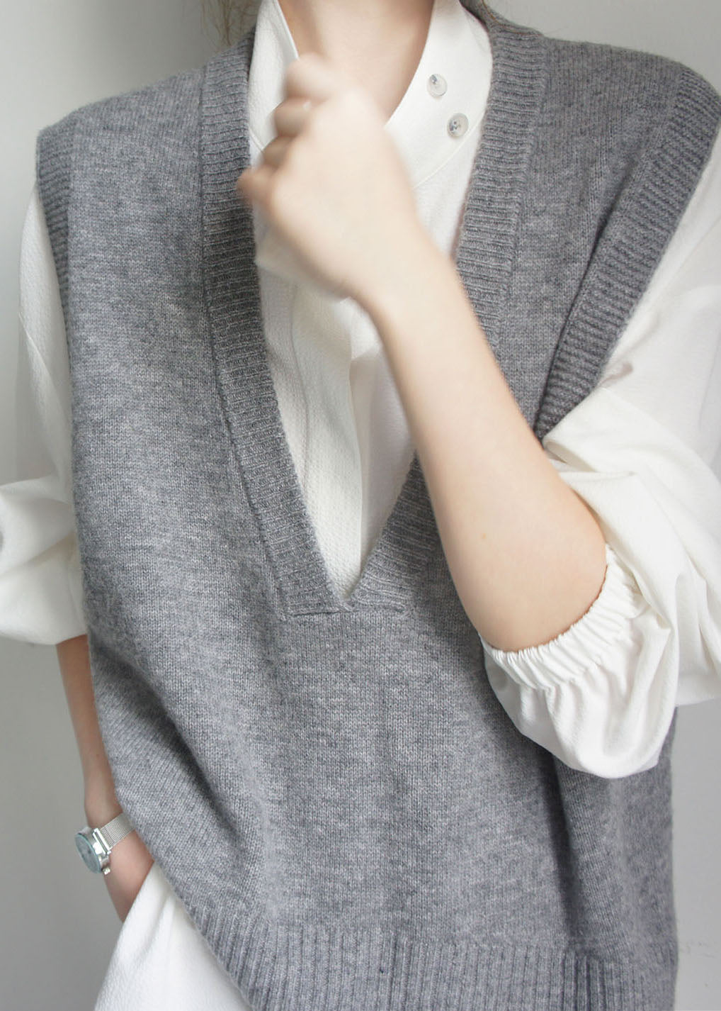 Simple Grey V Neck Woolen Tanks Sleeveless