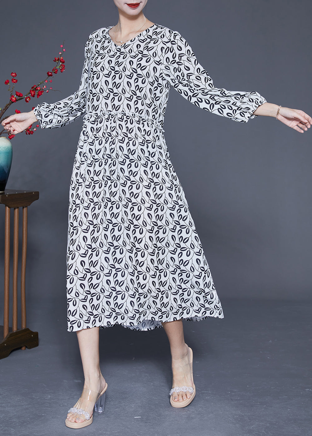 Simple White V Neck Oversized Print Chiffon Long Dresses Spring