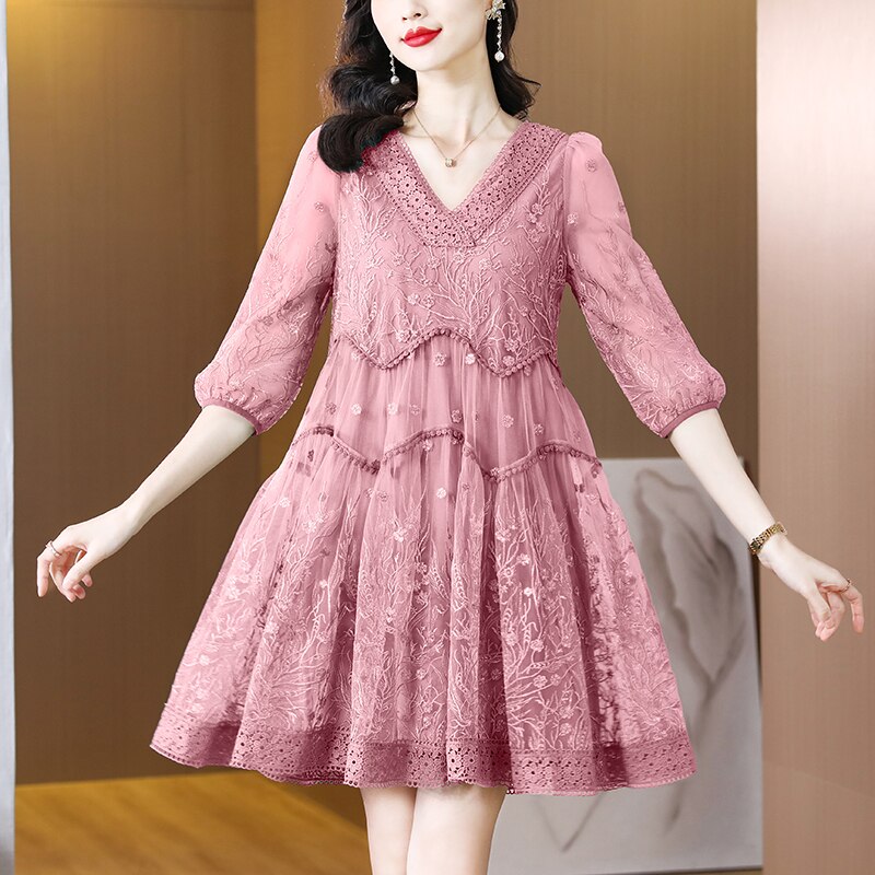 Casual Loose Flower Embroidery Silk Dress