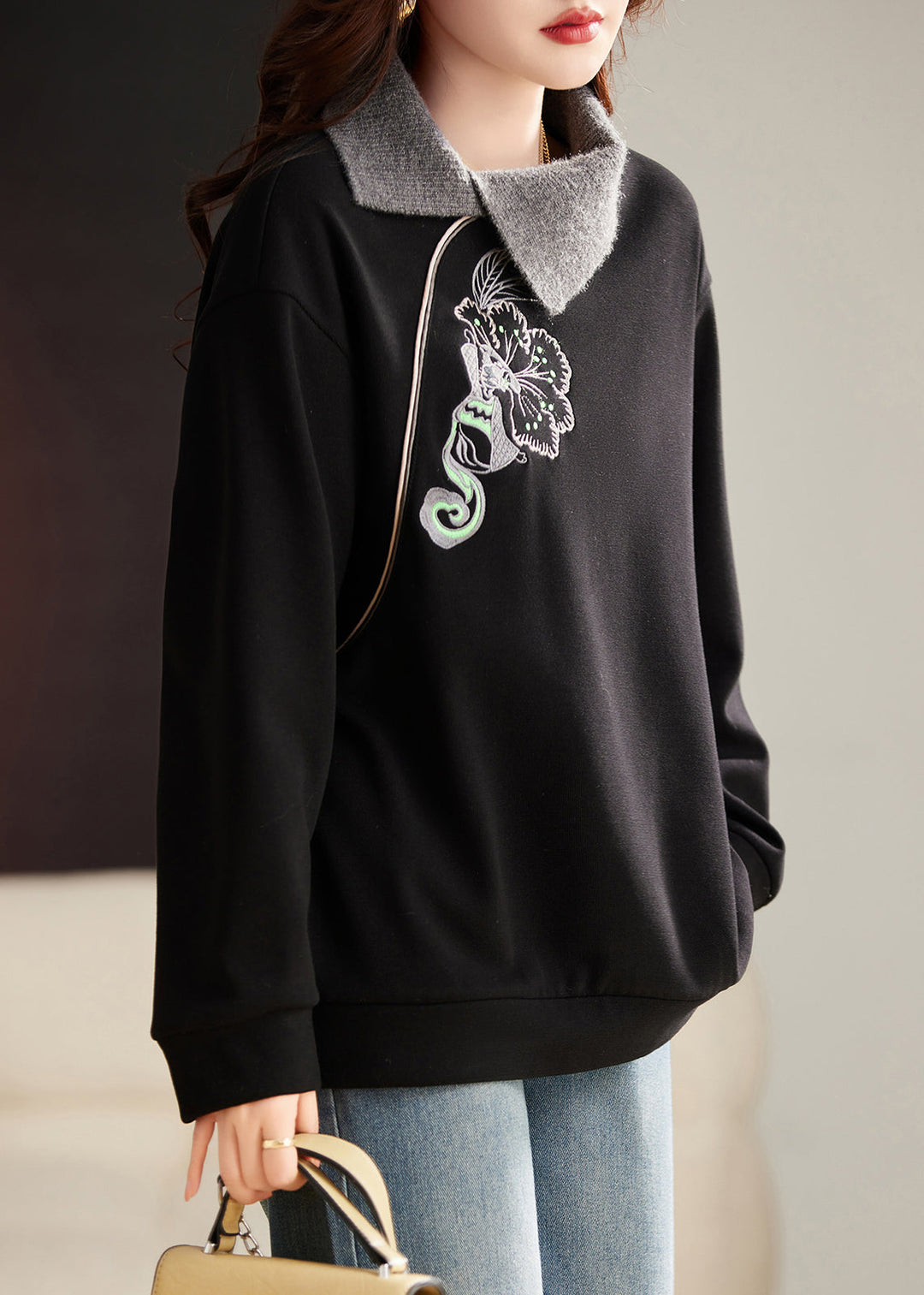 Style Black Embroideried Warm Fleece Tops Spring