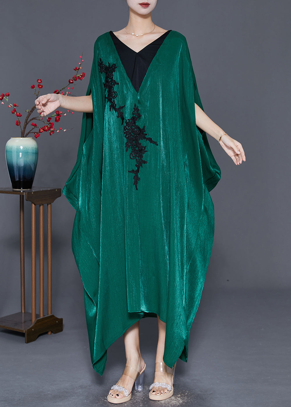 Style Blackish Green Embroideried Patchwork Silk Long Dresses Batwing Sleeve