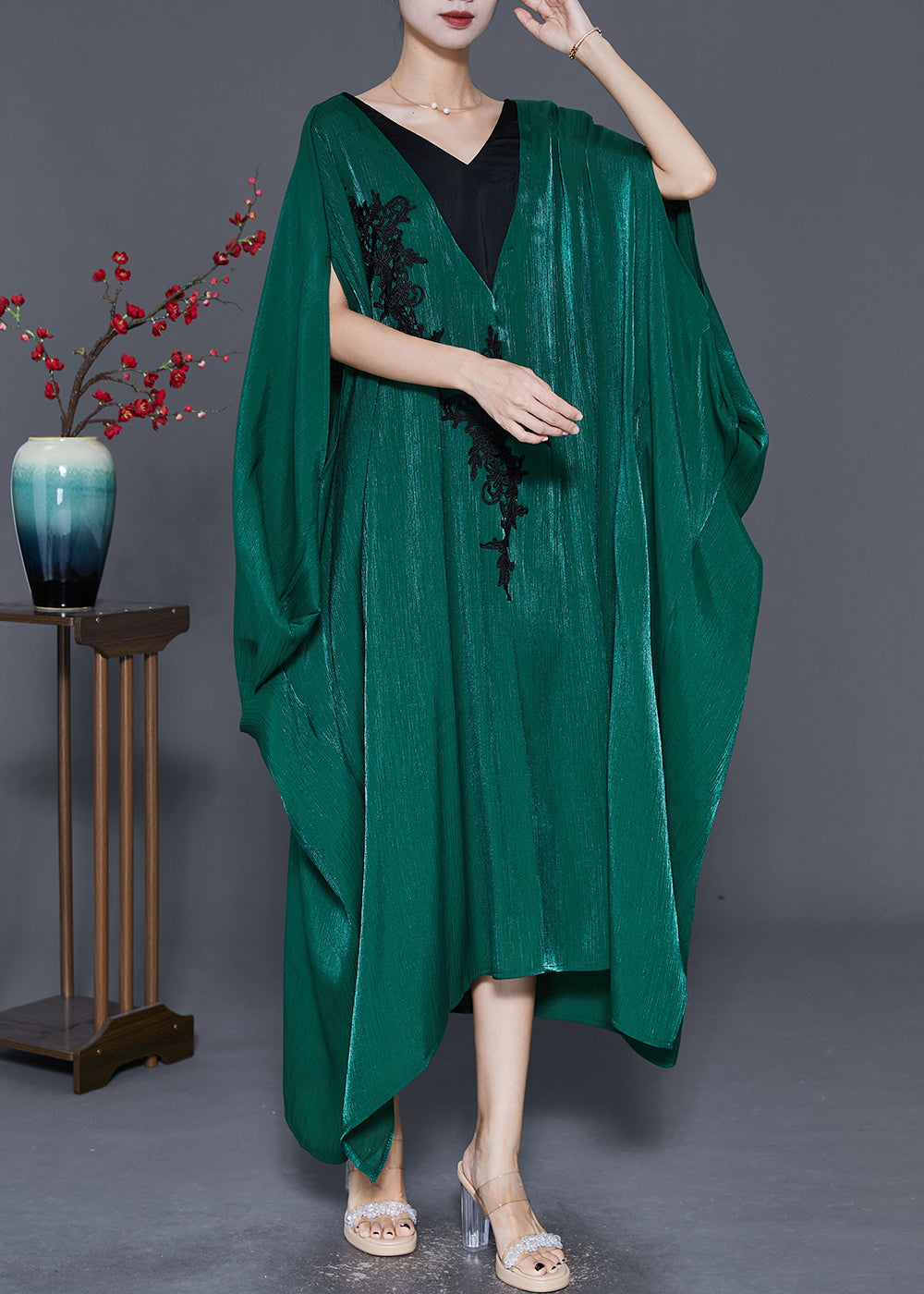 Style Blackish Green Embroideried Patchwork Silk Long Dresses Batwing Sleeve