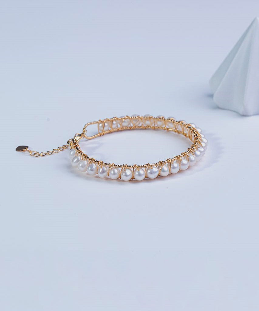 Stylish White Ancient Gold Pear Bangle