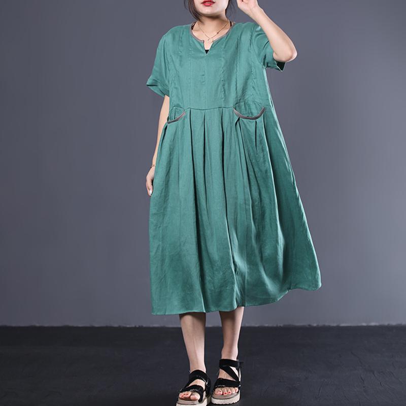 V-Neck Pleated Solid Color Loose Dress - Omychic