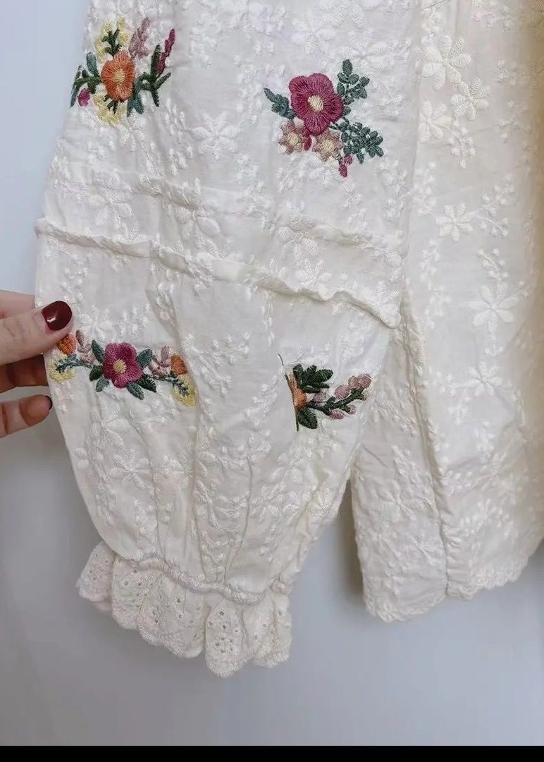Women Beige Embroideried Lace Patchwork Cotton Shirt Spring