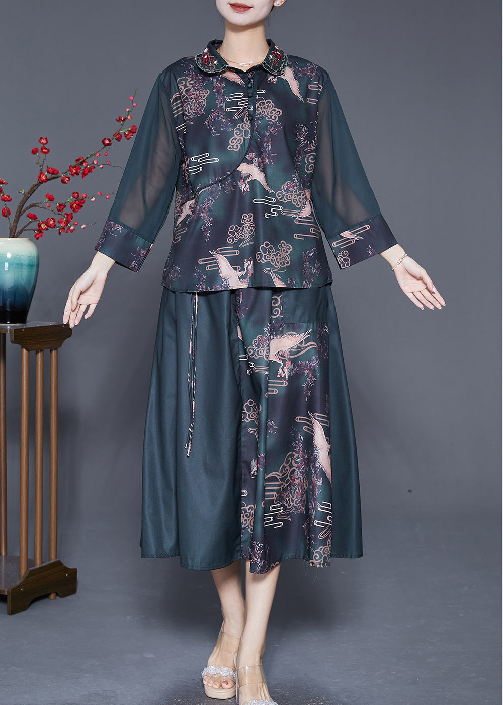 Women Blackish Green Embroideried Patchwork Print Silk Two Pieces Set Summer
