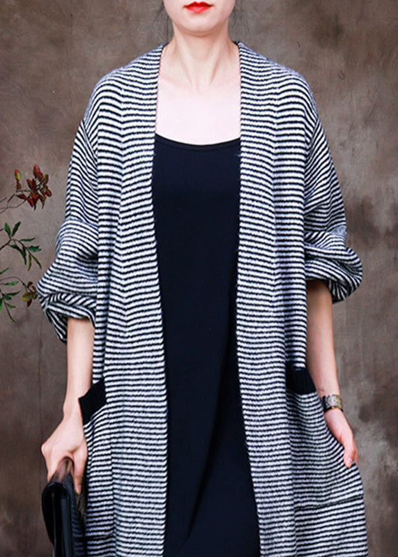 Women White V Neck Pockets Striped Knit Trench Coats Long Sleeve