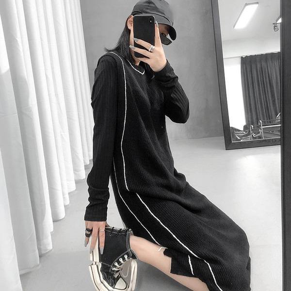 Patchwork Striped Casual Sweater Women Winter Tide Fashion Style O Neck Collar Sleeveless Pullover Slim Side Split - Omychic