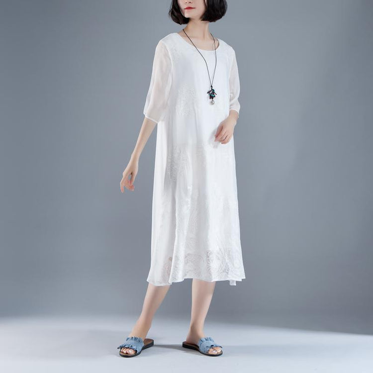 boutique maxi dresses Elegant Summer Flower Fake Two-piece Retro White Embroidery Dress - Omychic