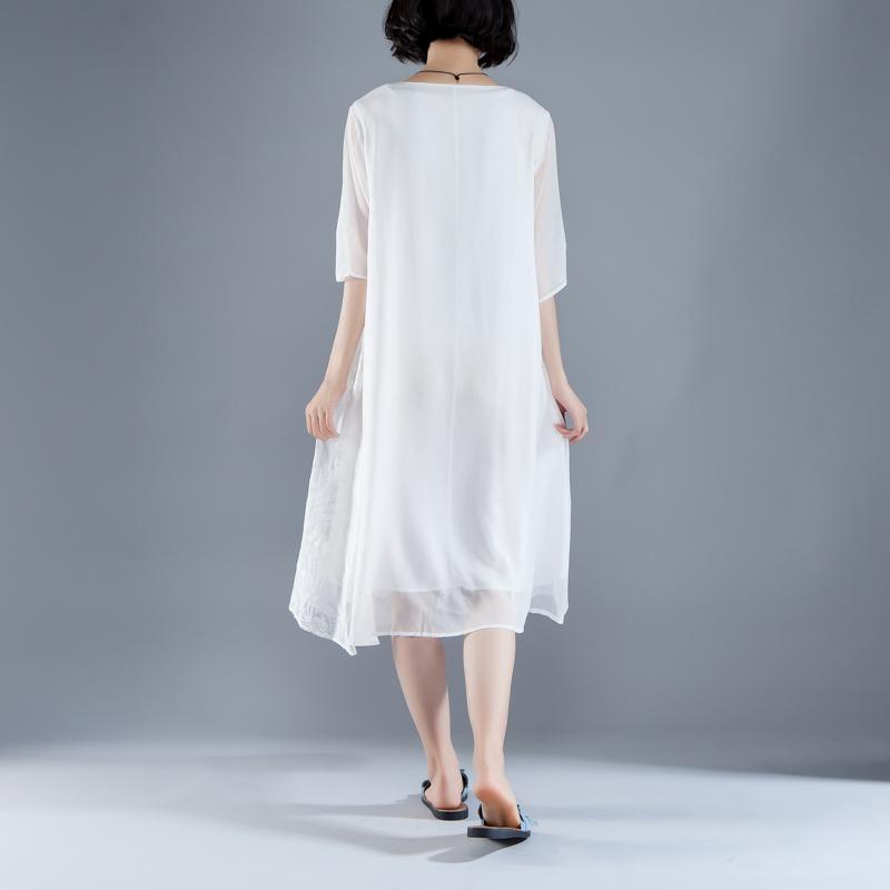 boutique maxi dresses Elegant Summer Flower Fake Two-piece Retro White Embroidery Dress - Omychic